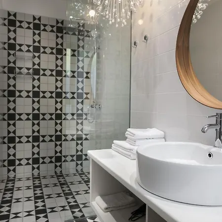 Vila Chic A Luxury In Makarska, Pool And Gym *