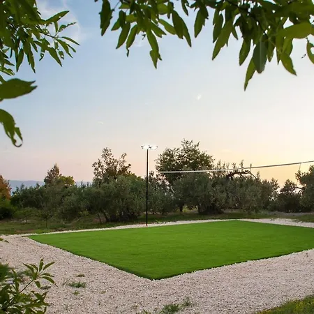 Chic A Luxury In Makarska, Pool And Gym Vila
