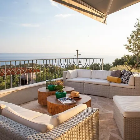Chic A Luxury In Makarska, Pool And Gym Vila