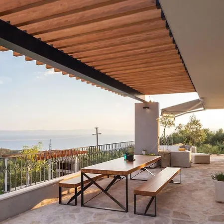 Vila Chic A Luxury In Makarska, Pool And Gym